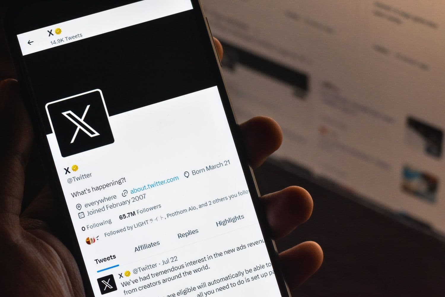 desktop-trending-finance-topics-on-x-today-regulation-stablecoins-and-defi-superapp