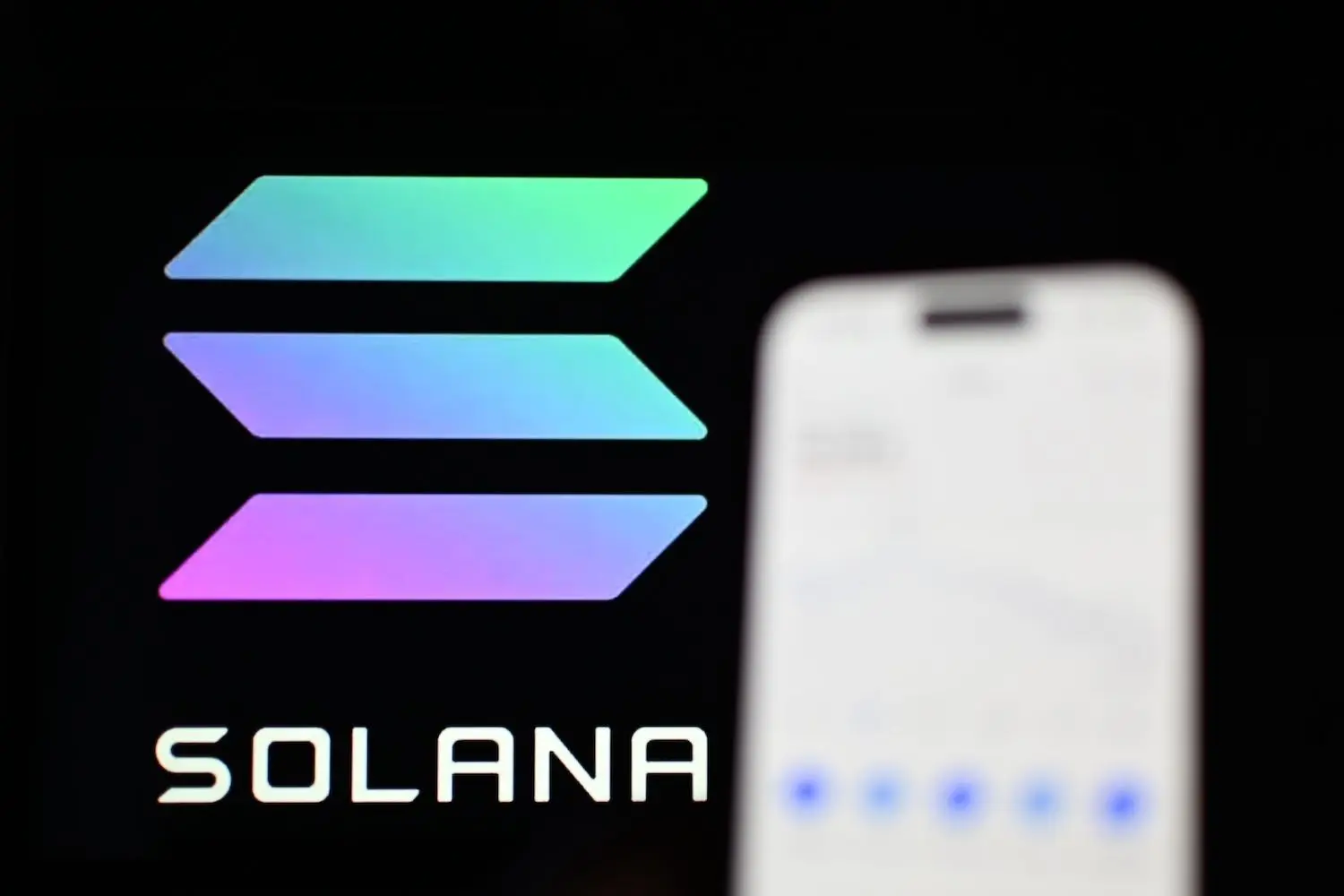 ソラナが重要水準をテスト、150ドル突破が上昇継続のカギに