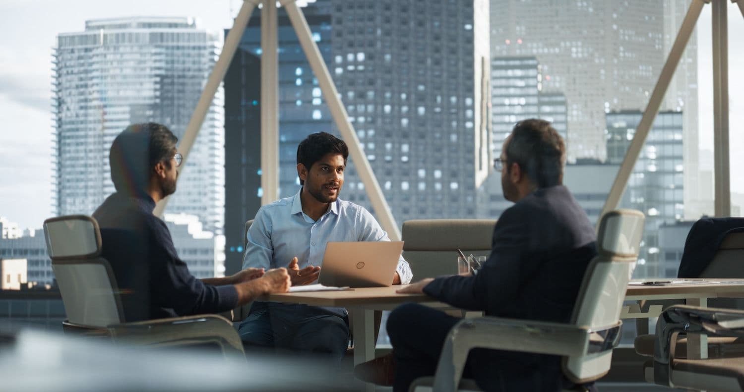 Avalanche Price Bounces From $29 Low But Faces Critical $38.40 Breakout Test