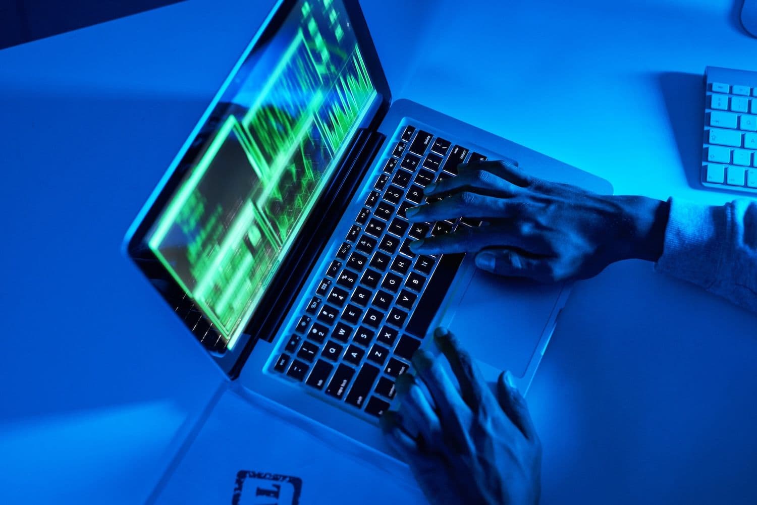 desktop-upbit-congela-todas-as-transações-após-retirada-não-autorizada-de-us-385-milhões-em-solana