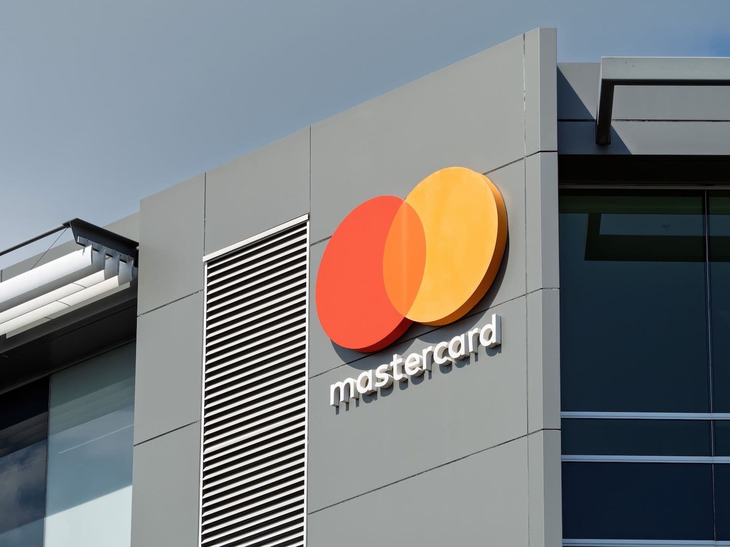 desktop-eu-breidt-onderzoek-naar-visum-en-mastercard-vergoedingen-uit-dekking-tweederde-van-betalingen-in-de-eurozone