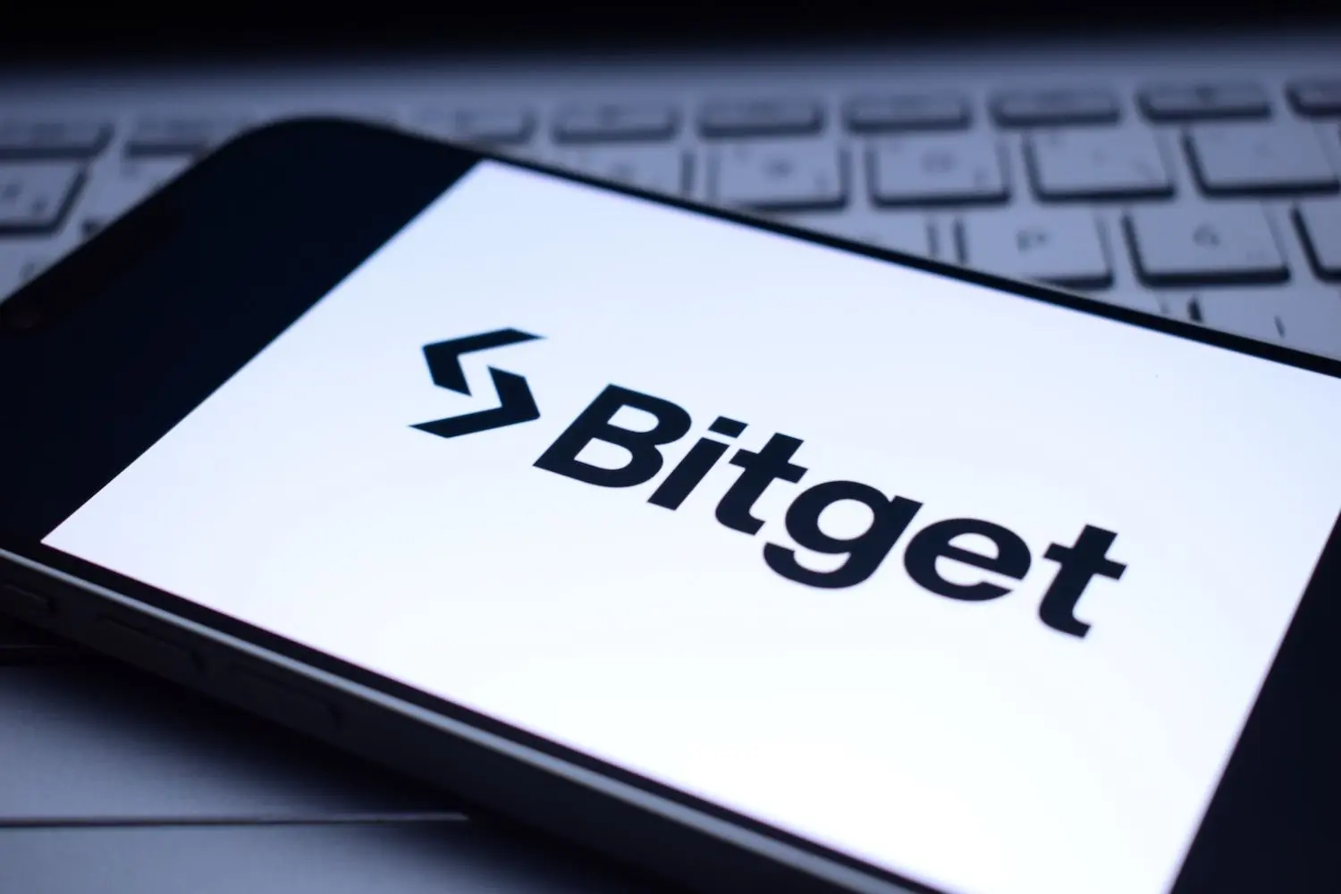 Bitget CEO:山寨币季节至少推迟到 2026 年,因为资产落后于比特币 8000 亿美元