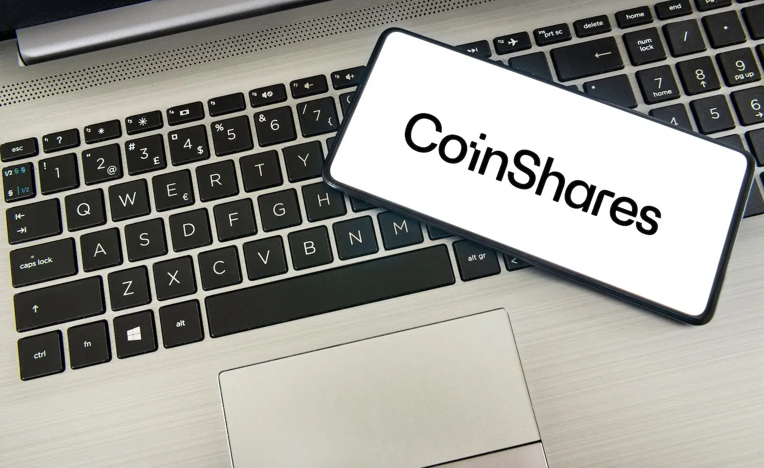 CoinShares dit aux législateurs britanniques que le pays est à la traîne dans la course aux ETF Bitcoin