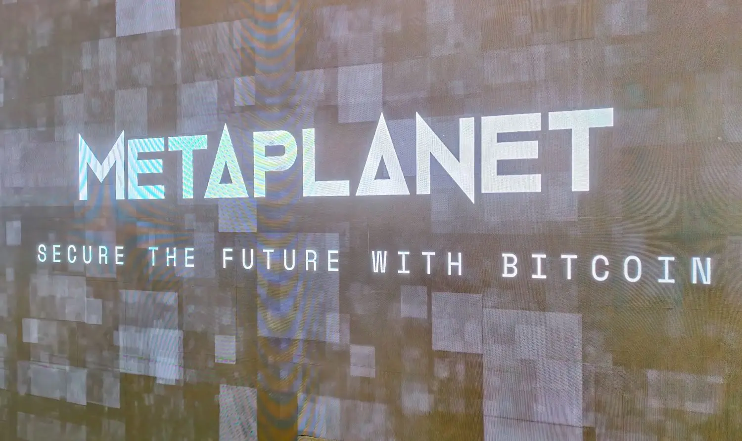 MetaPlanet obtiene préstamo respaldado por Bitcoin de 130 millones de dólares para ampliar su estrategia en BTC y recomprar acciones