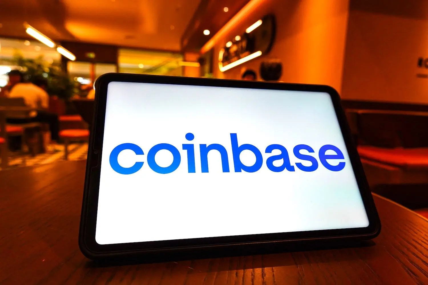 Coinbase koopt Vector om de handelsinfrastructuur van Solana te versterken terwijl TNSR-token voorop loopt bij verschuiving integratie