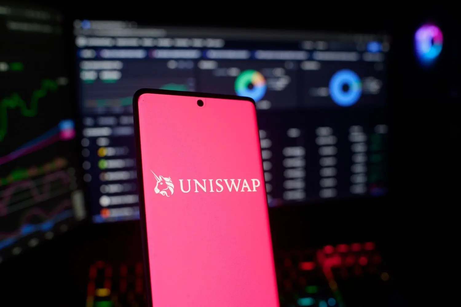 Uniswap-whales verkochten $27 miljoen tijdens door BlackRock gevoede rally van 42%