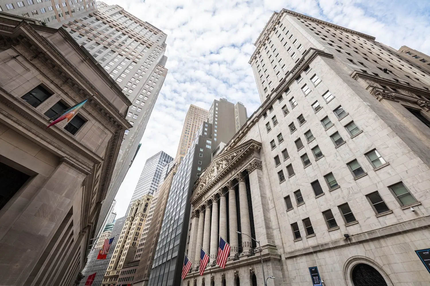 ทำไมธนาคารต้องการกฎหมาย CLARITY Act มากกว่าธุรกิจคริปโต