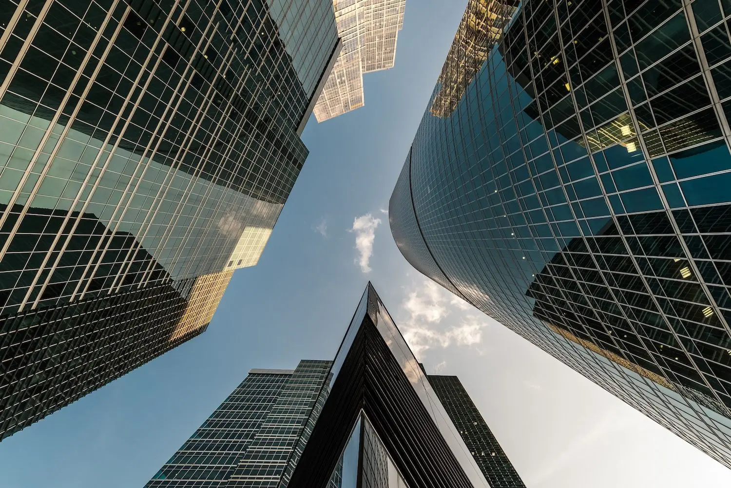 Quasi 1 miliardo di dollari in scommesse cripto azzerato mentre Bitcoin scivola sotto la soglia degli 86.000 $