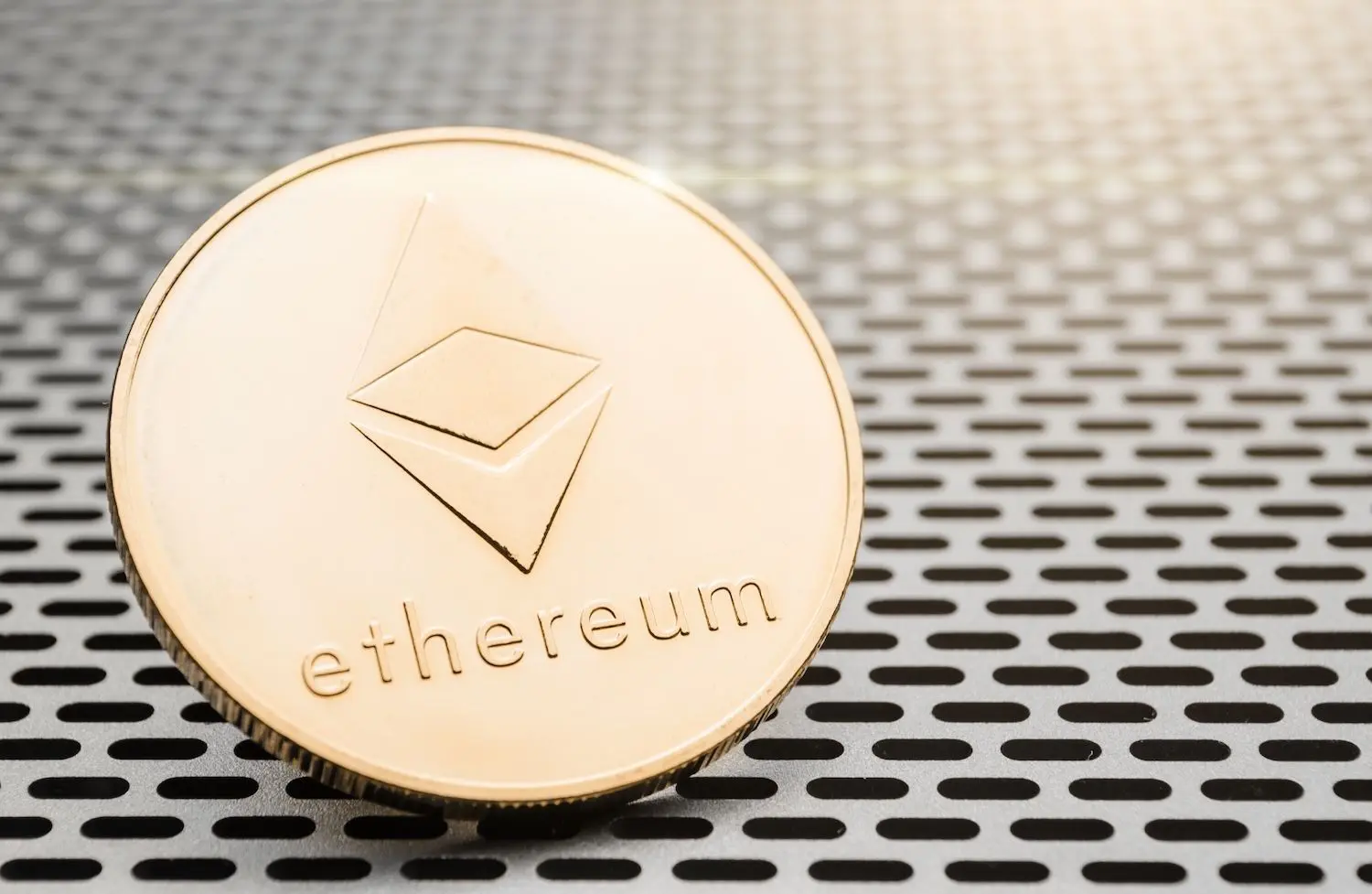 Crowded futures books and a 42,000 ETH stake from Purpose Investments framed Ether trading near 0.65 leverage. (Image: Shutterstock)