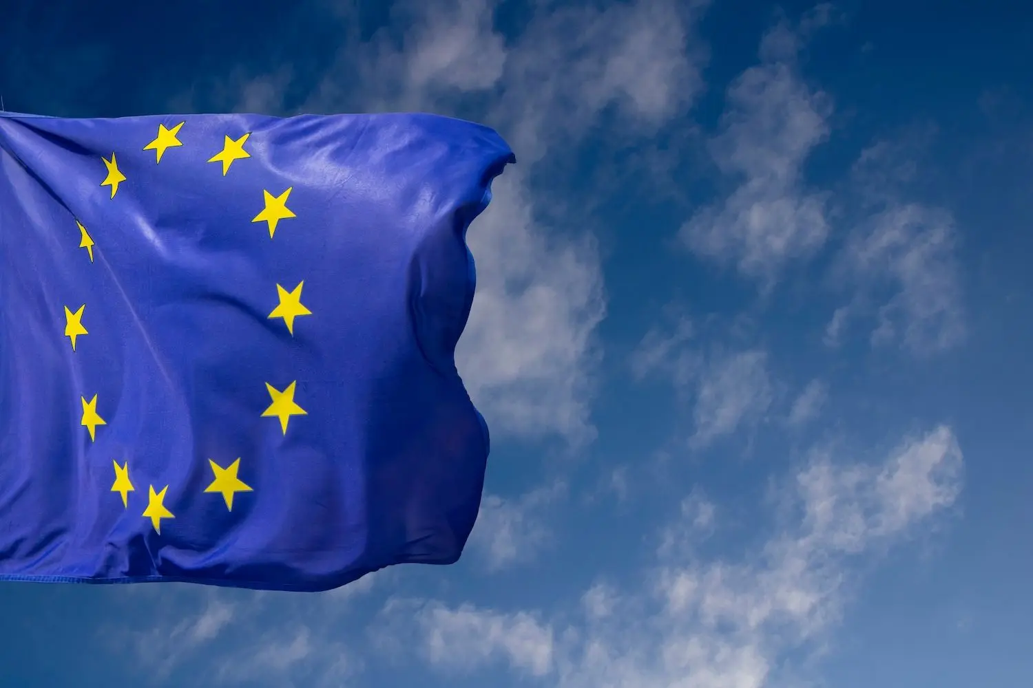 Cooperative banks accounted for much of the growth as ESMA's MiCA register reached 321 authorized crypto providers. (Image: Shutterstock)
