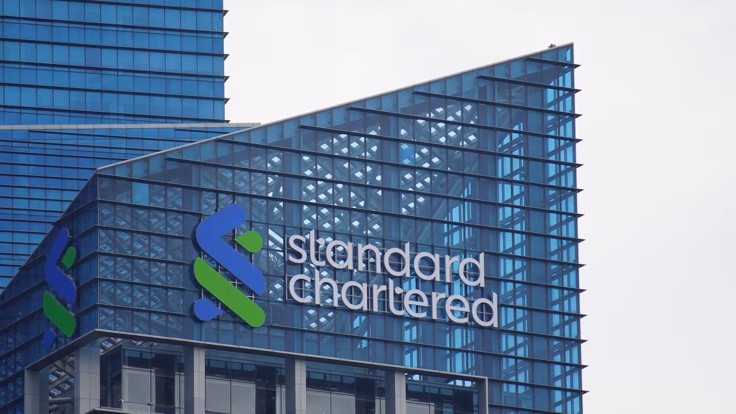 Standard Chartered попереджає, що до $1 трлн може перейти з банків ринків, що розвиваються, в стейблкоїни