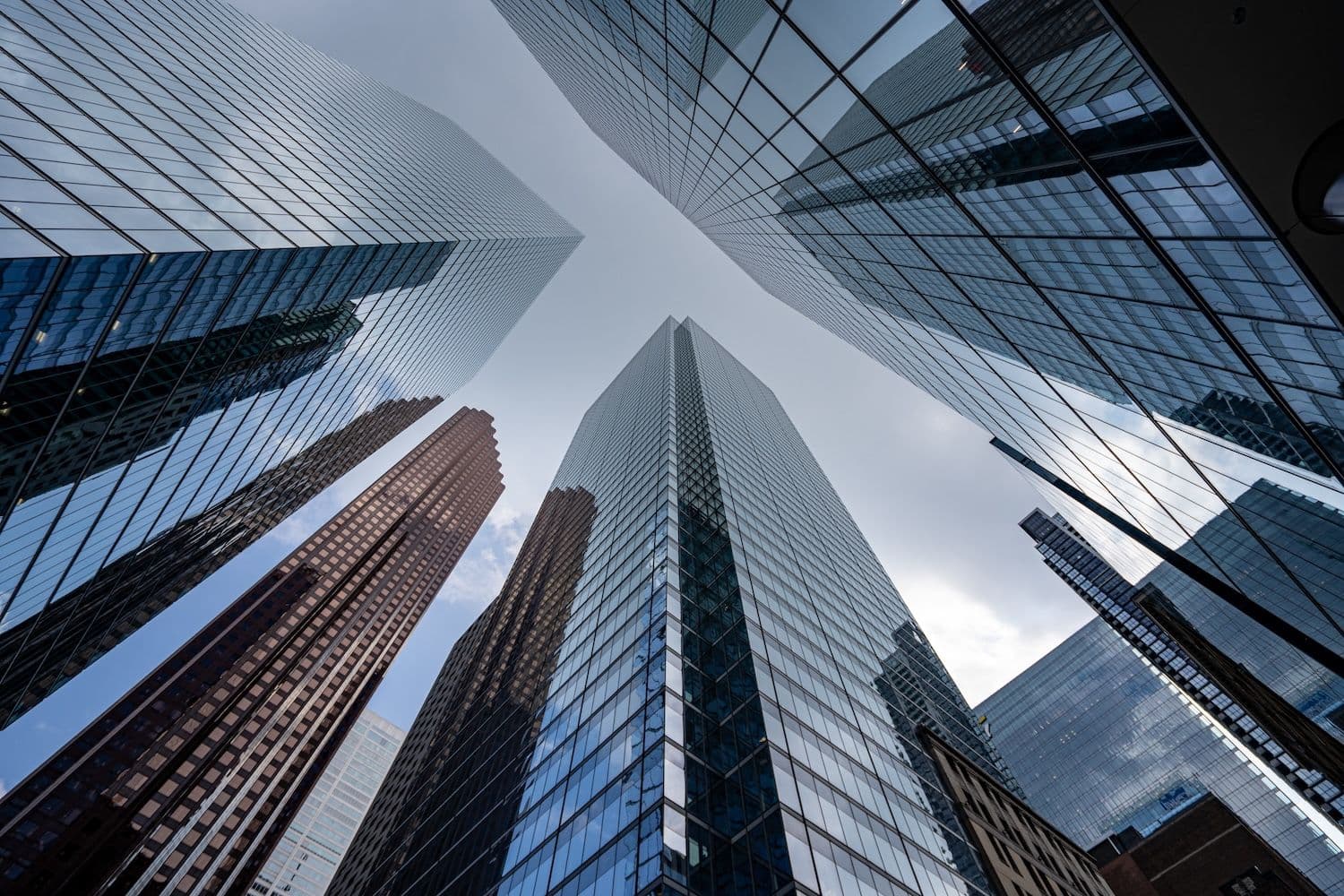 นักวิเคราะห์กล่าวว่าตัวเลข CPI ที่อ่อนลงส่งเสริมทางเลือกในการผ่อนคลายของ Fed พร้อมสนับสนุนบิตคอยน์และสินทรัพย์เสี่ยง