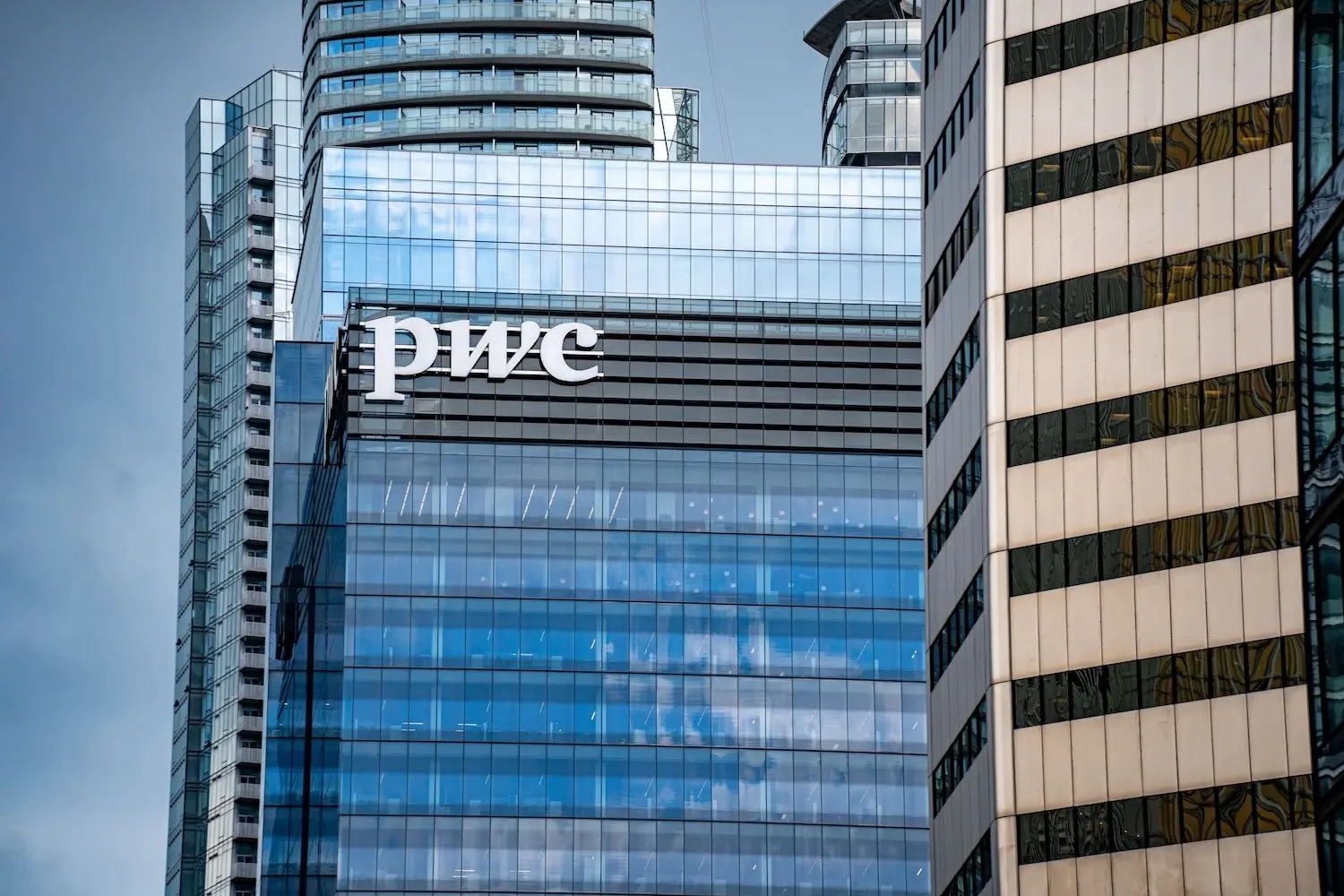 PwC draait voorzichtige strategie rond digitale activa terug na Trumps wijziging in regelgeving