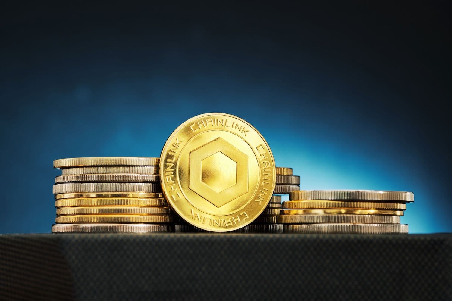 Chainlink price chart pressing against a long-held support level while quiet on-chain accumulation builds underneath. (Image: Shutterstock)