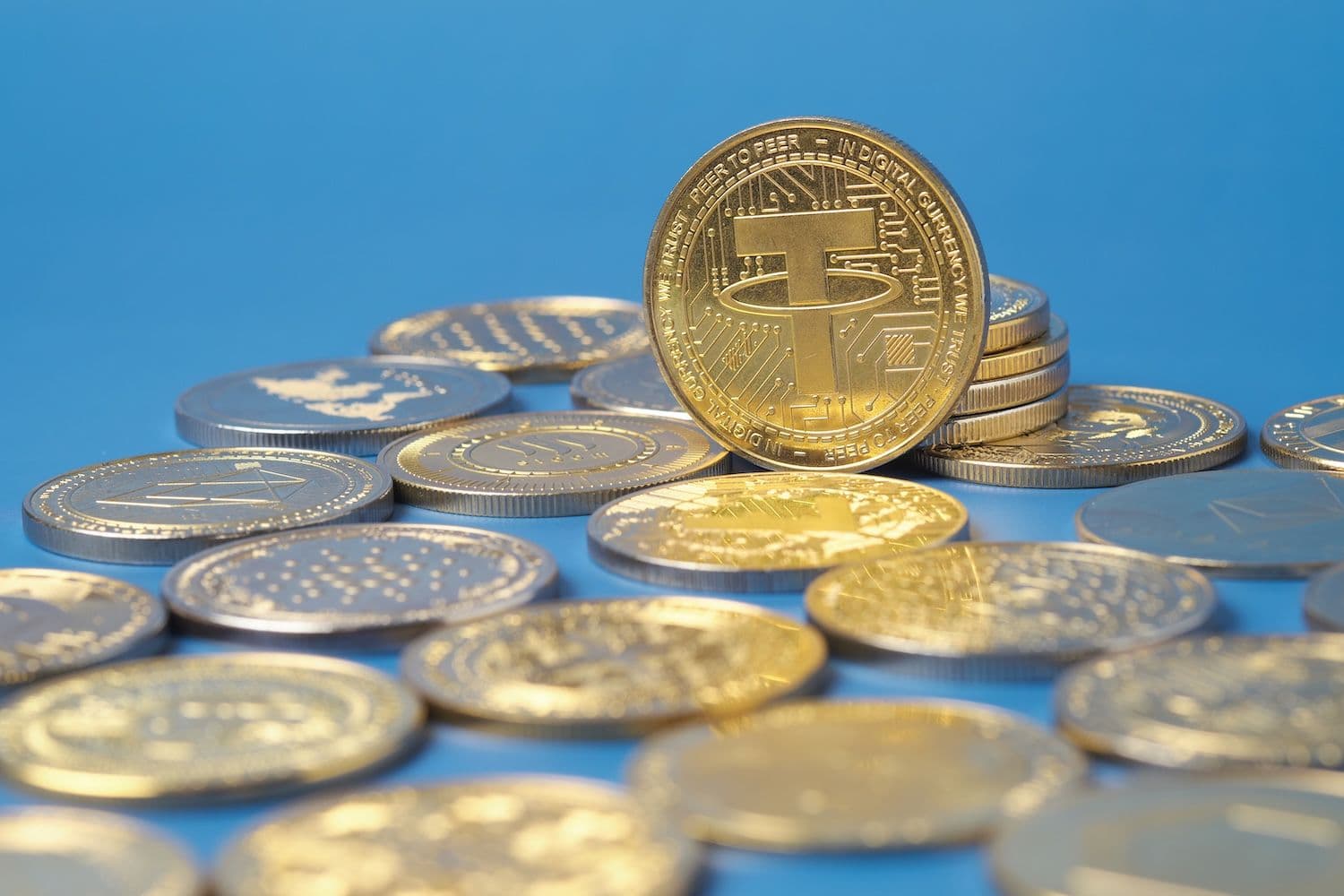 How Tether and Circle freeze wallets, who can trigger it and what holders can do about it. (Image: Shutterstock)