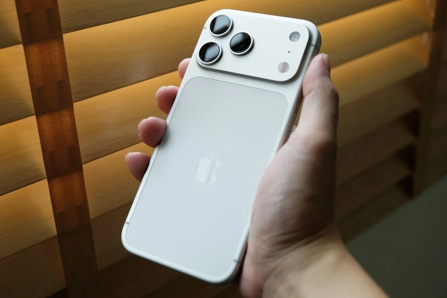 iPhone Ultra Launch Faces Severe Shortages From 10M Unit Order
