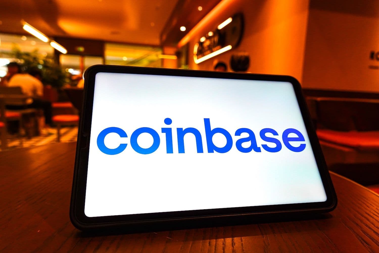 Coinbase 收購 Vector 以提升 Solana 交易基建,TNSR 代幣整合前大升