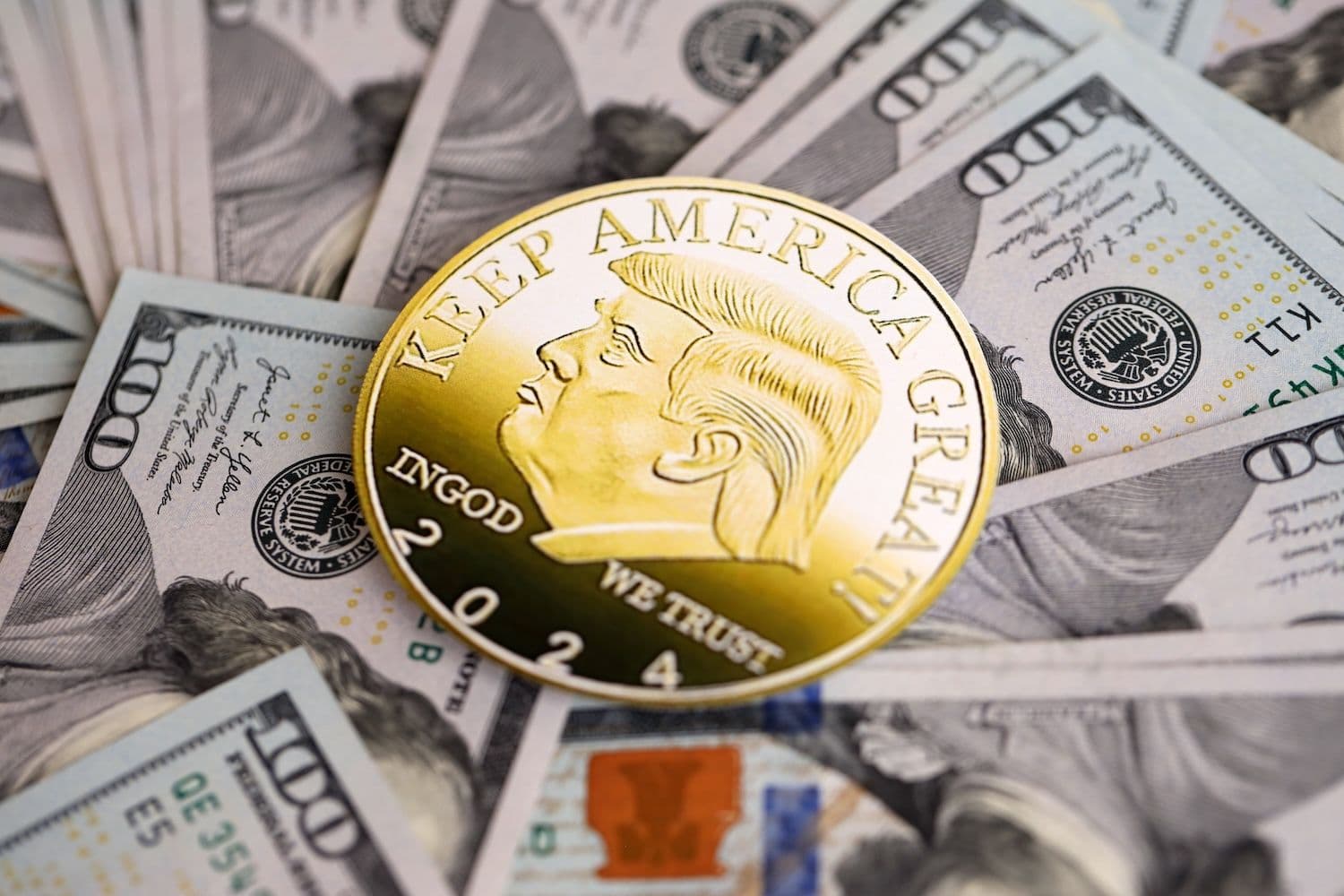 Sharp losses in Trump-linked tokens fuel Schiff’s legal bribe claim. (Image: Shutterstock)