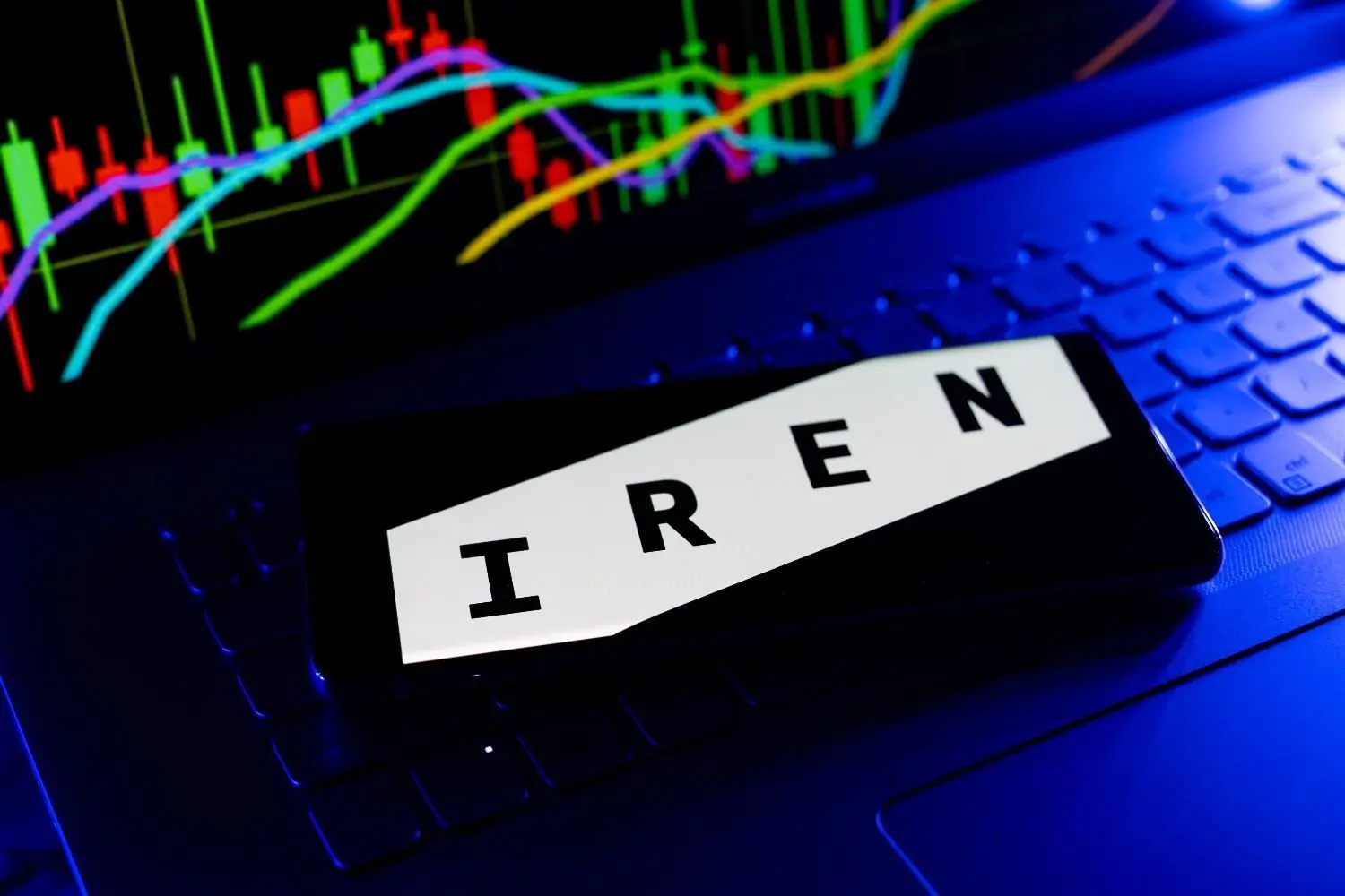 IREN data center facility with AI cloud infrastructure supporting Microsoft's large-scale artificial intelligence deployment